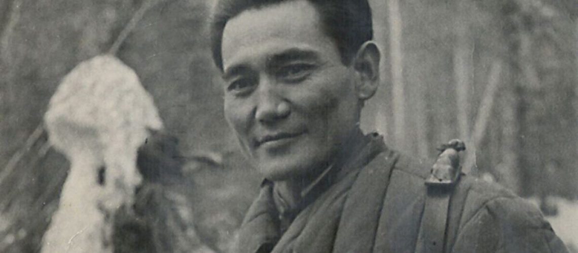 Бауыржан Момышулы