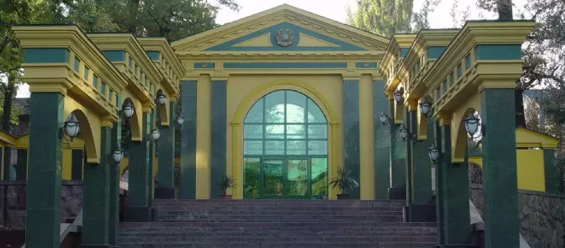 ="Национальный госпиталь МЦ УДП РК в Алматы — одна из лучших клиник страны, предоставляющая медицинские услуги по международным стандартам. Известен также как 'совминка'